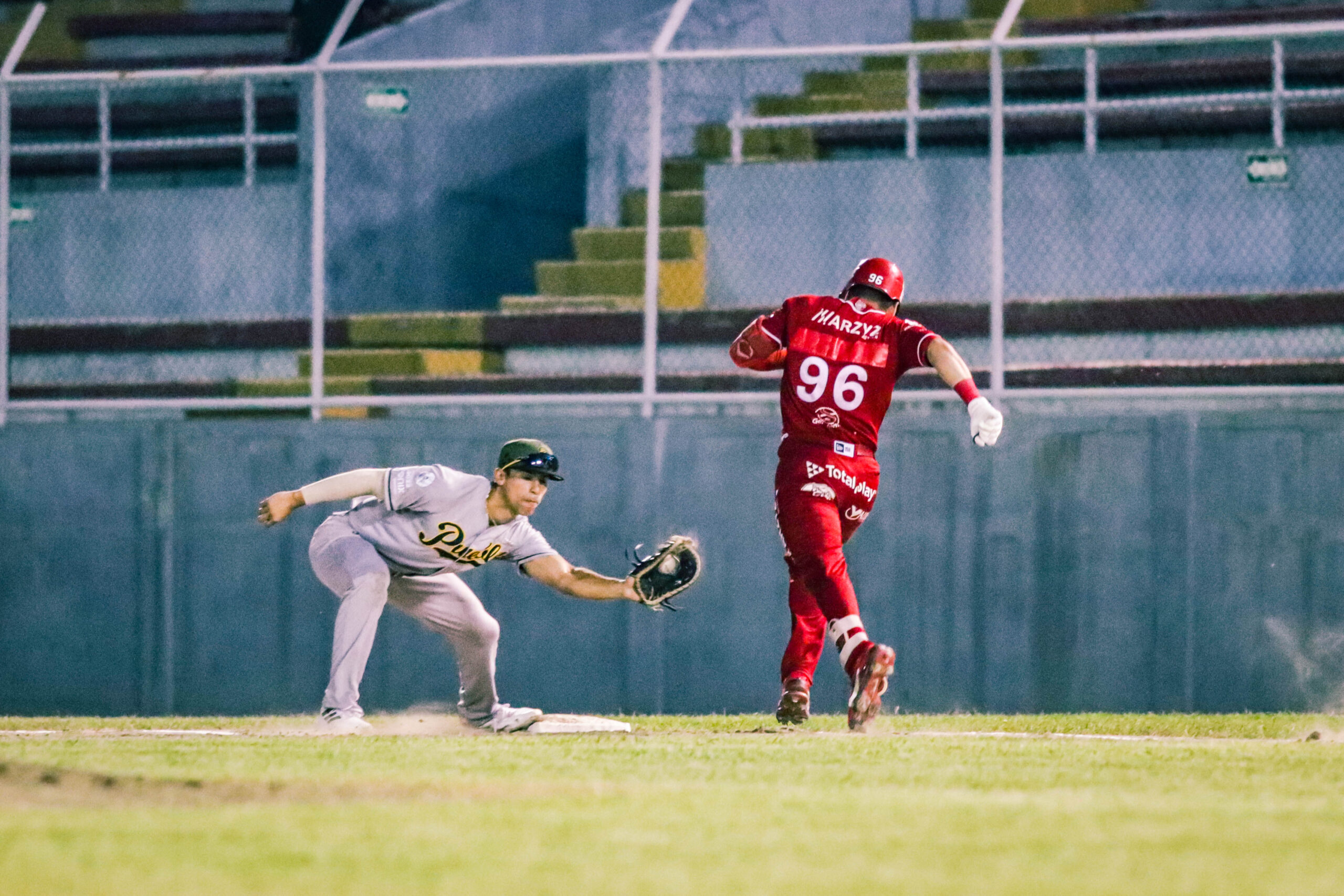 Por: Cortesía Pericos empató en Poza Rica en la Liga Invernal Mexicana