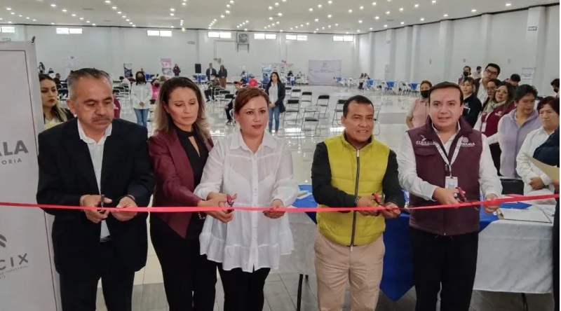 En Tetla se lleva a cabo la tercera jornada laboral de reclutamiento de empresas