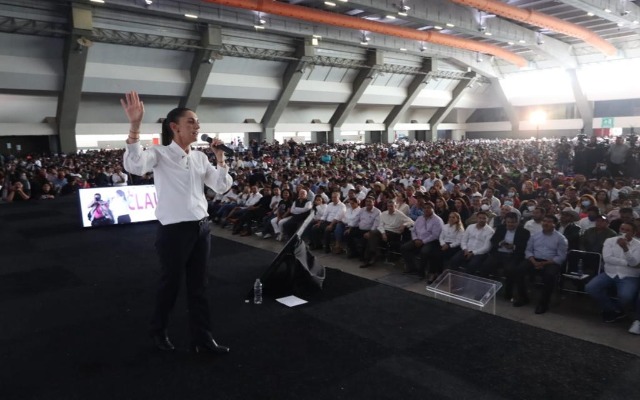 Claudia Sheinbaum defiende desde Puebla reforma electoral de AMLO