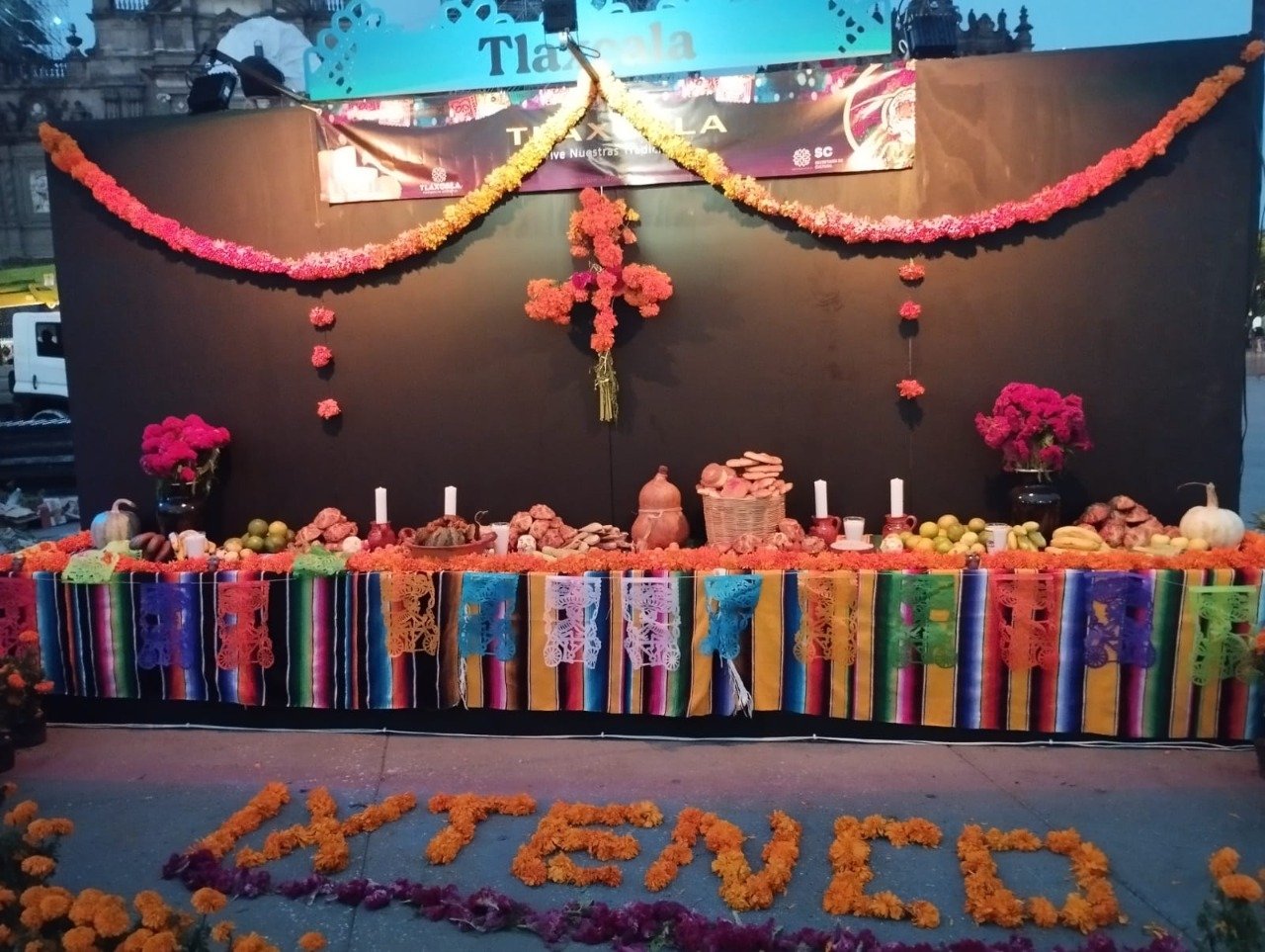 Muestra Tlaxcala su grandeza cultural en ofrenda monumental de CDMX