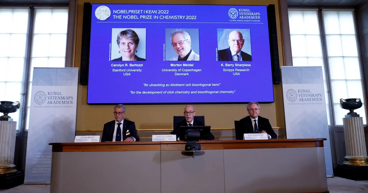 Por: Cortesía Tres científicos ganan el Nobel de Química 2022 por la combinación de moléculas
