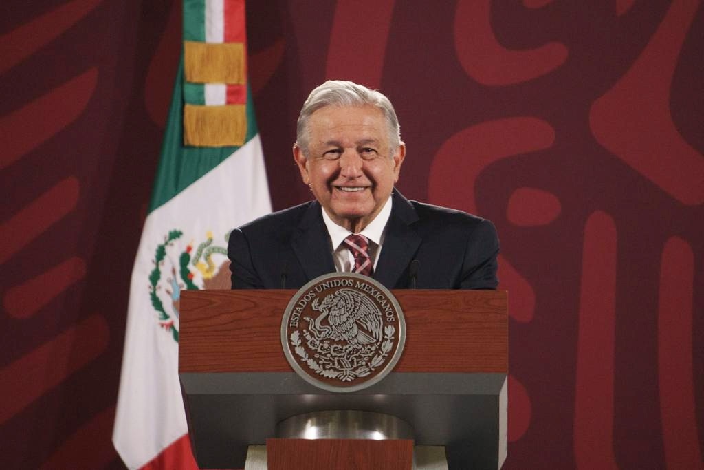 Por: Cortesía Celebra AMLO presencia del Ejército en las calles hasta 2028, aprobada por el Senado