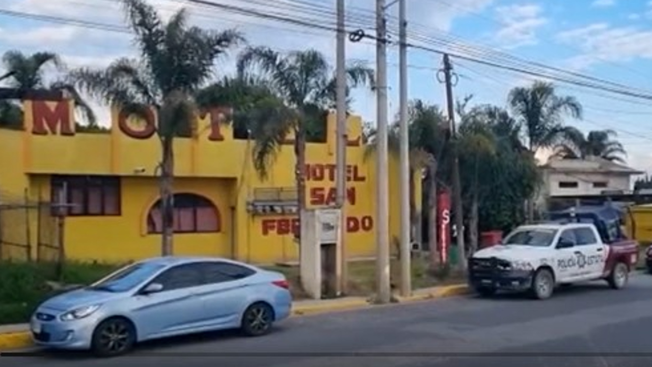Por: Cortesía La mujer que falleció en el motel de San Pedro Cholula habría presentado marcas de estrangulamiento