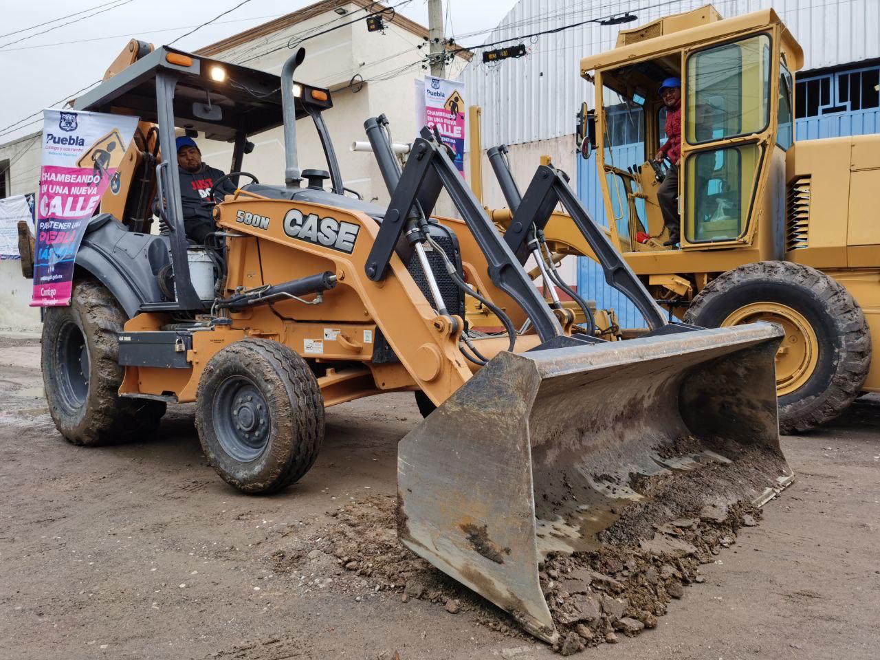 Por: Cortesía Ayuntamiento de Puebla destina 5.9 mpd para pavimentar la 103 “A” Oriente