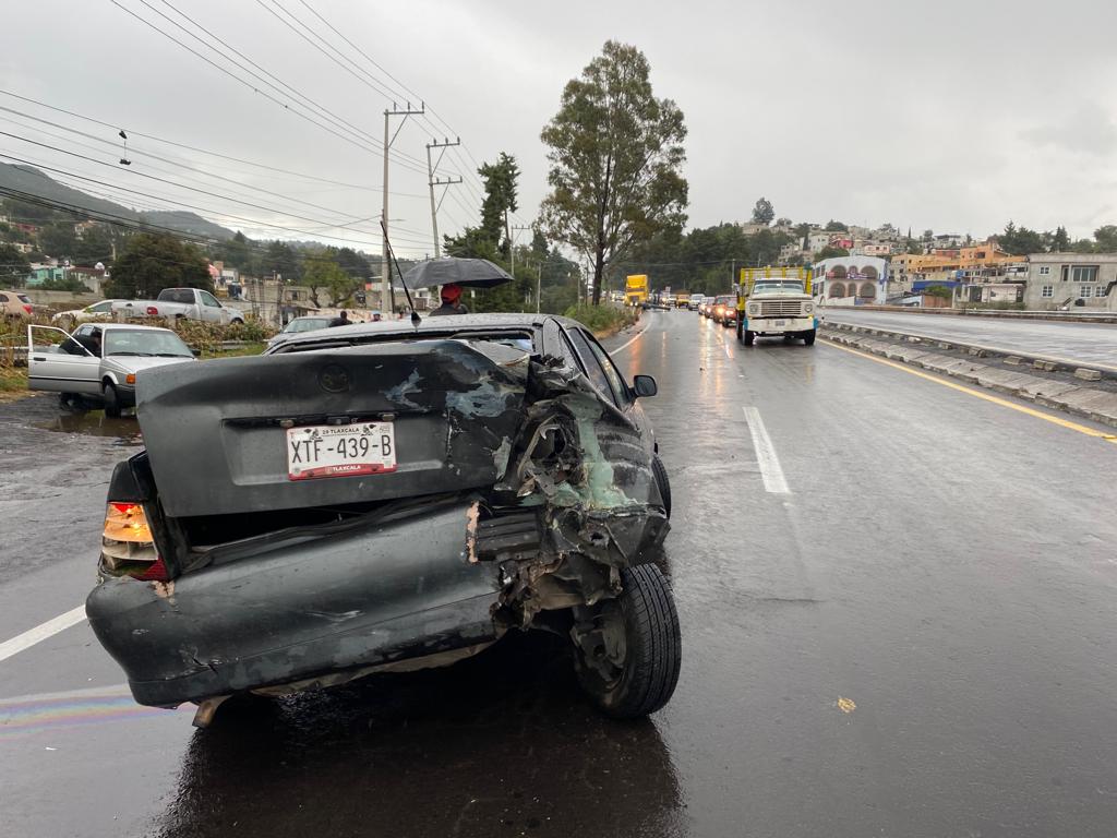 Lluvia y falta de pericia provocan accidentes viales, en Tlaxcala 