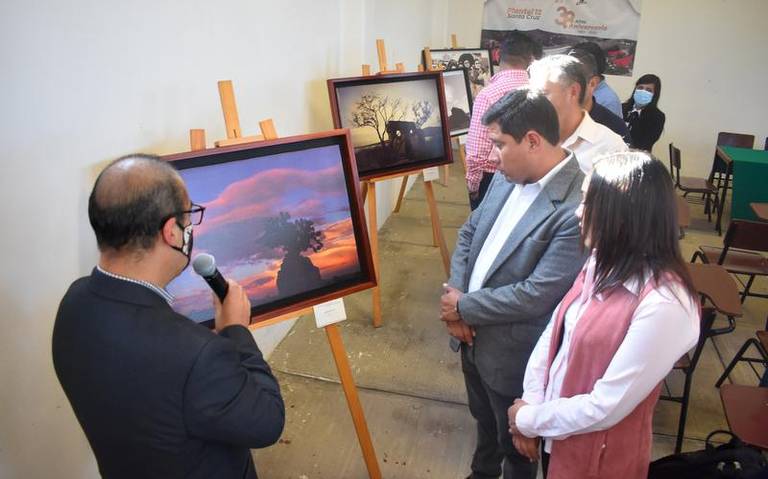 Se exponen fotografías en el Cobat de Santa Cruz Tlaxcala