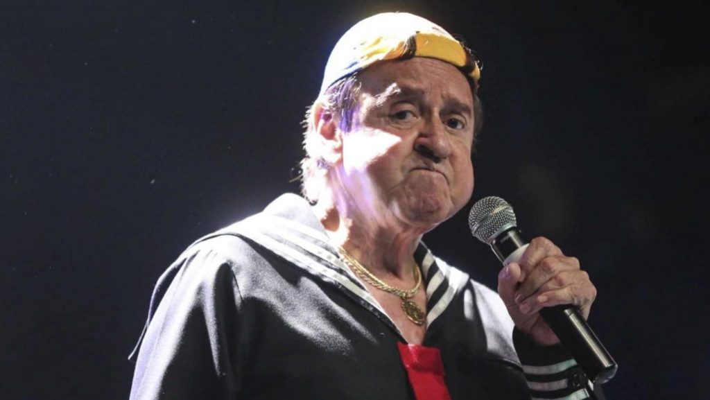 Por: Cortesía “Ya retírese, ya está viejo”: haters critican a Villagrán por seguir haciendo shows de Quico