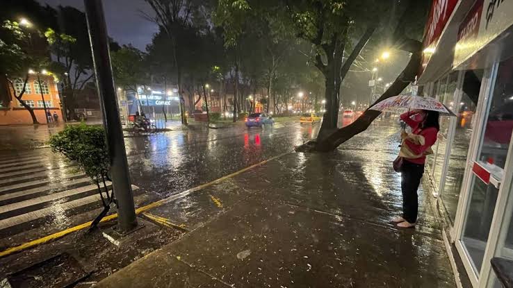 Se pronostican lluvias torrenciales e intensas para 17 estados este domingo
