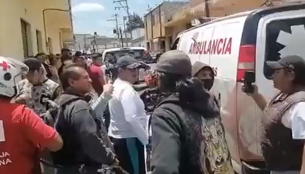 Hombre es herido de bala en la mano por delincuentes tras intentar asaltarlo en Texmelucan