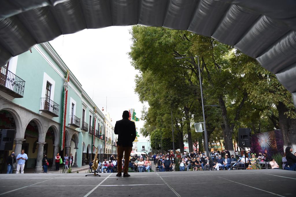 Por: Cortesía Zócalo de la capital recibe visitantes gracias al programa “Tlaxcala, la capital que tiene todo”