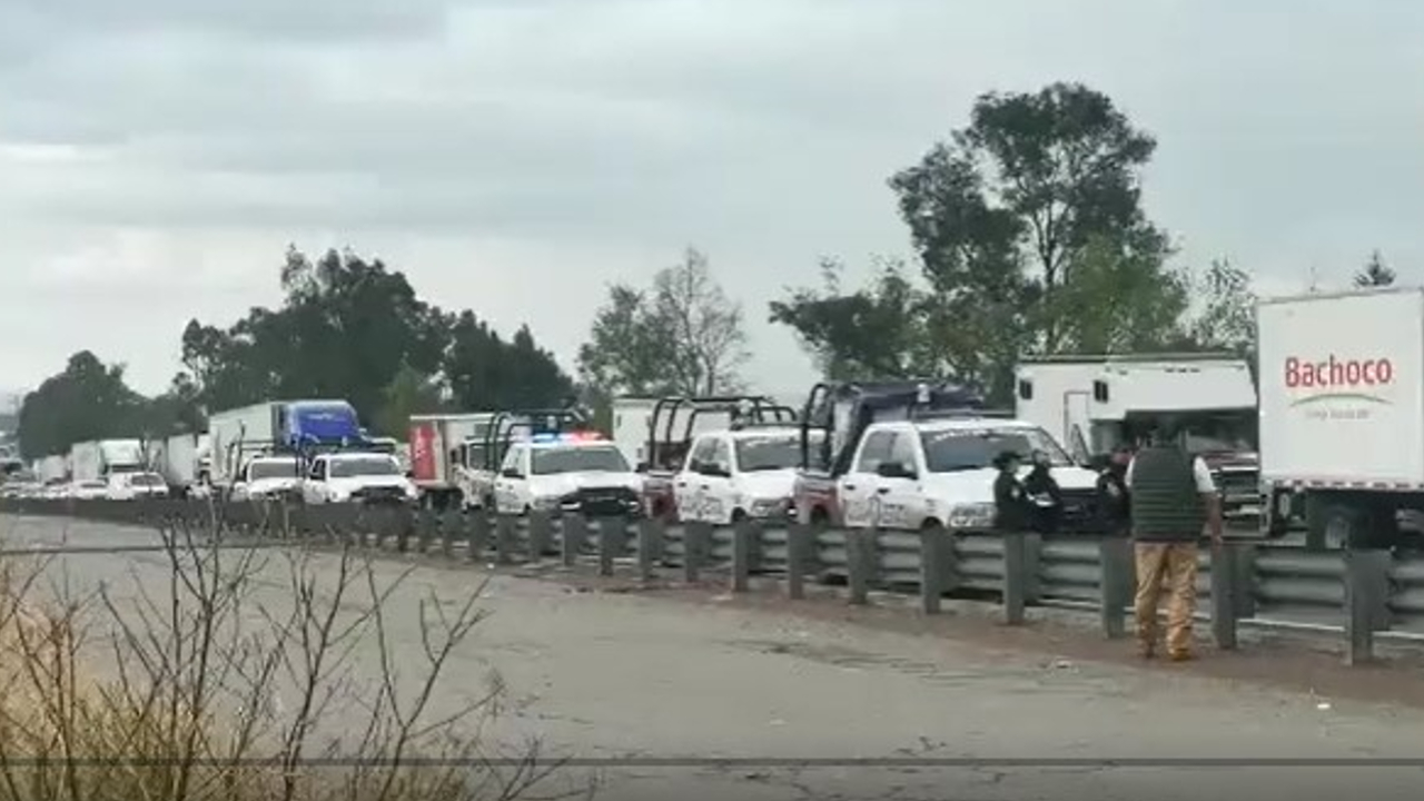 Por: Cortesía En Coronango; ubican a un grupo de migrantes sobre la autopista México – Puebla
