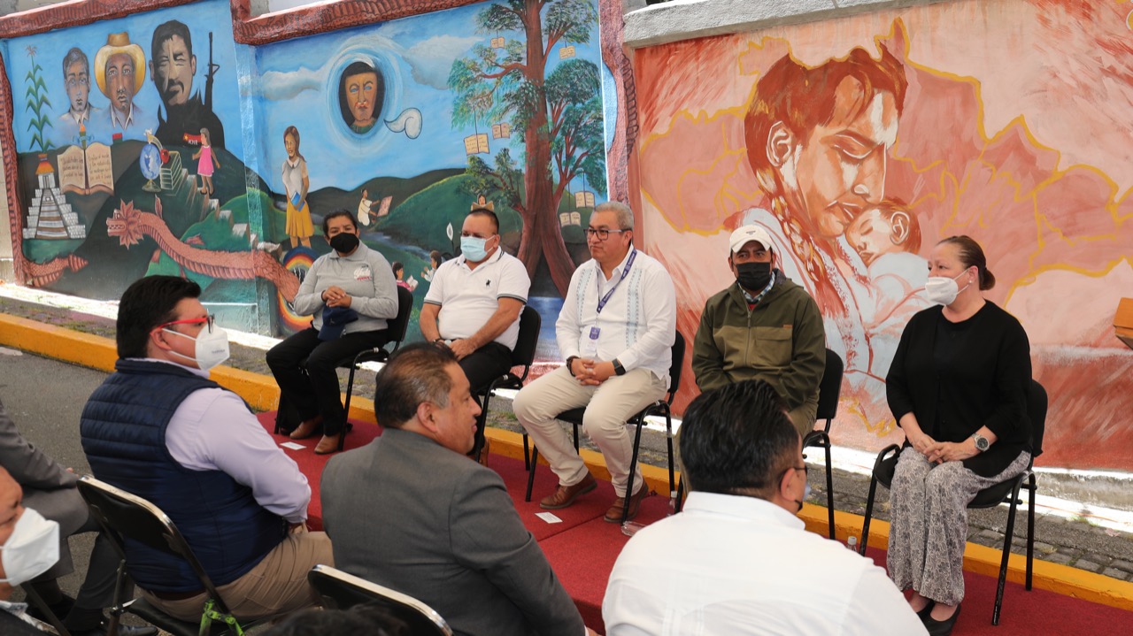 Por: Cortesía Inauguran murales “Movimientos Sociales Y Magisterio” en la SEPE-USET