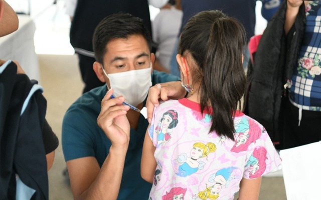 Por: Cortesía A partir de la próxima semana empezará la aplicación de segundas dosis pediátricas anticovid en Puebla capital