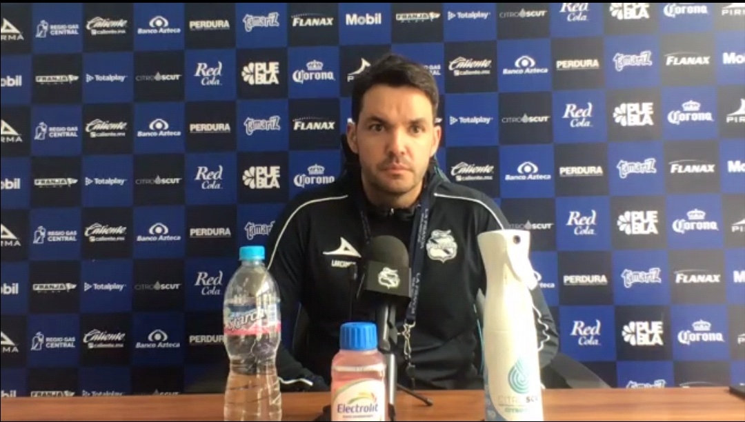 Ante Pumas, Larcamón va por la clasificación del Puebla 