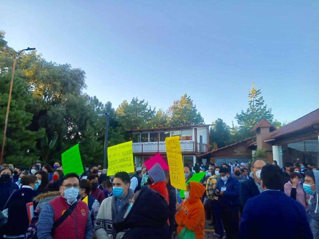 Ordena Blanca Águila repartir dinero como “apoyo” a sindicalizados para que sigan en protesta