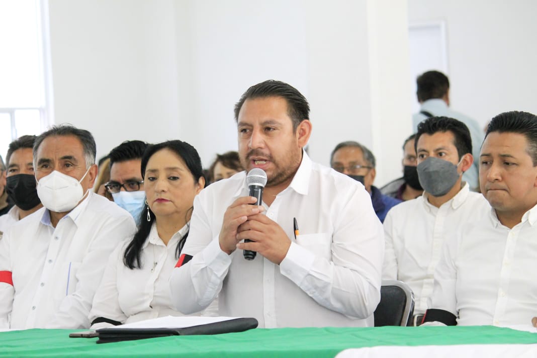 Legalmente acéfalo el 7 de Mayo: toma de nota es nuevamente negada