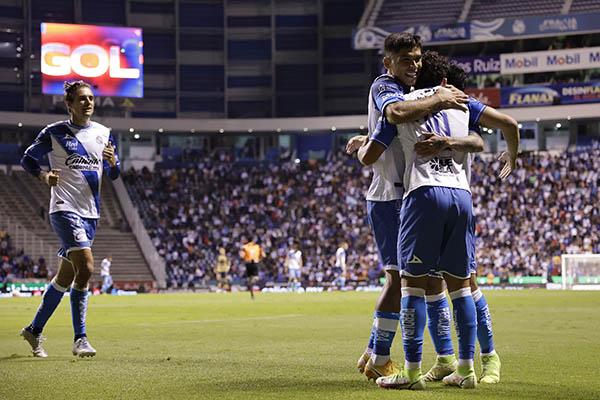 Puebla hizo rugir el estadio Cuauhtémoc con la victoria sobre Pumas 
