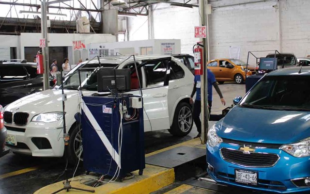 Gobierno propone que vehículos verificados fuera de Puebla tengan permitido circular después de las 10:00 AM