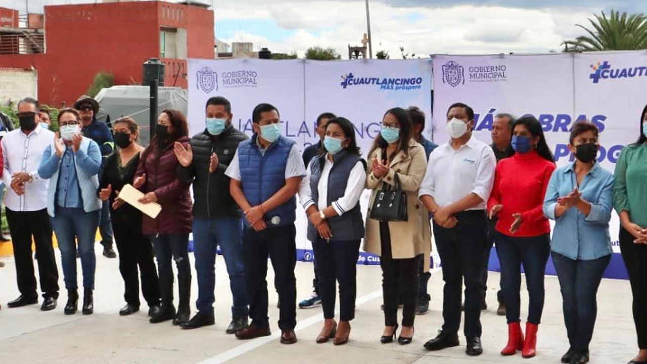 Por: Cortesía Gobierno de Cuautlancingo hizo entrega de la pavimentación de la Calle Margaritas
