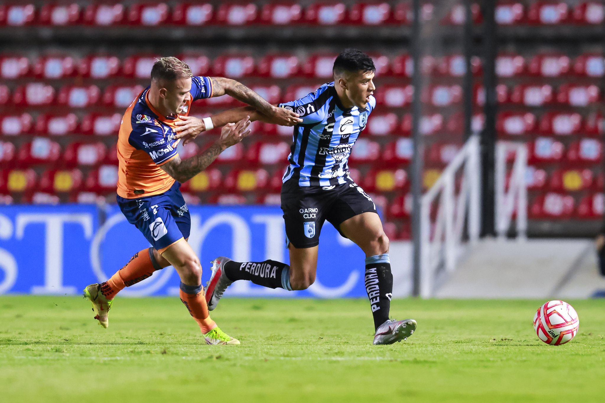 Por: Cortesía Con polémica arbitral, el Puebla dejó ir la victoria en Querétaro