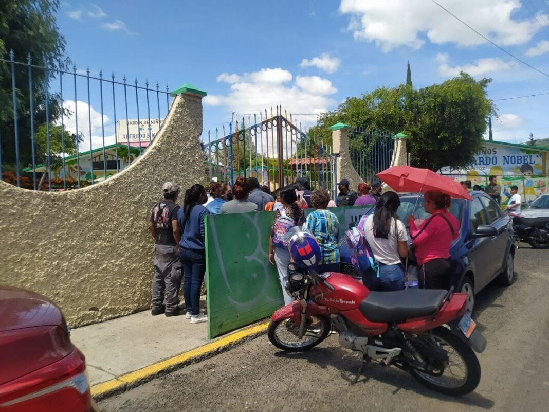 Por: Cortesía Padres de familia de kínder en Guanajuato señalan a intendente por caso de abuso sexual en menor