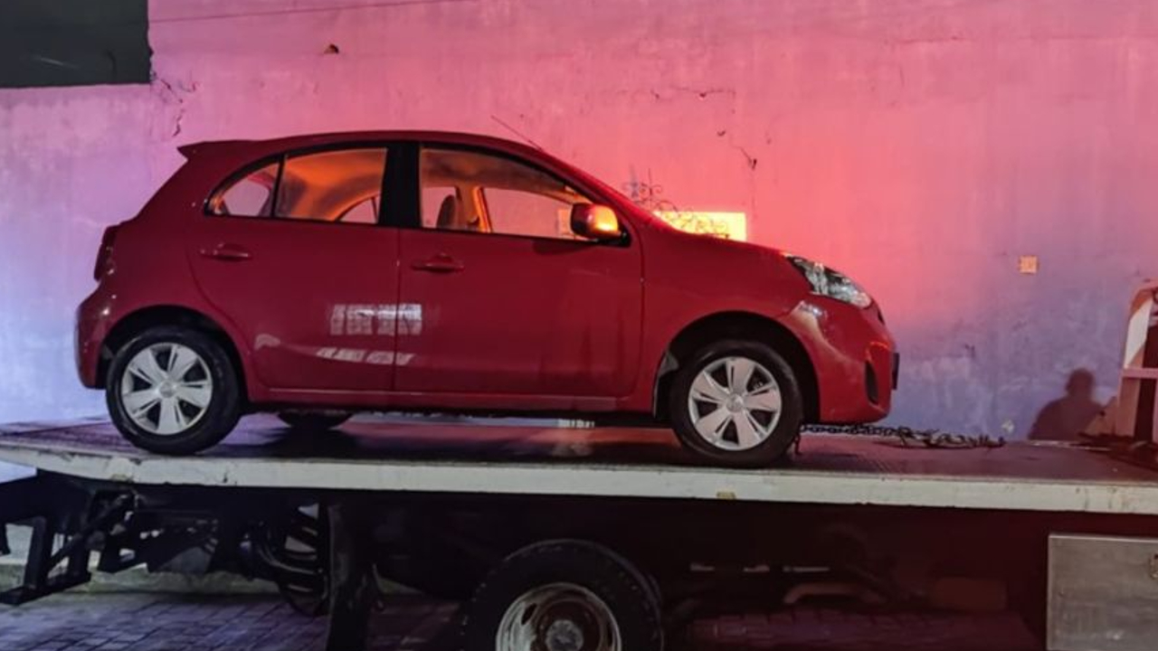 Por: Cortesía Policías de San Pedro Cholula recuperaron un vehículo robado