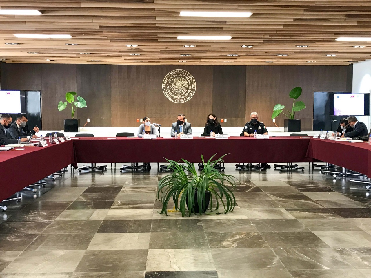 Por: Cortesía  Personal de la PGJE recibe capacitación en materia penal