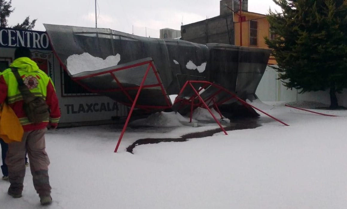 Fuerte granizada deja cuantiosos daños materiales en Calpulalpan