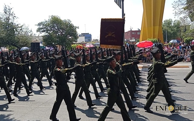 Más de 12 mil docentes y alumnos marcharán en presencia de AMLO el 5 de Mayo
