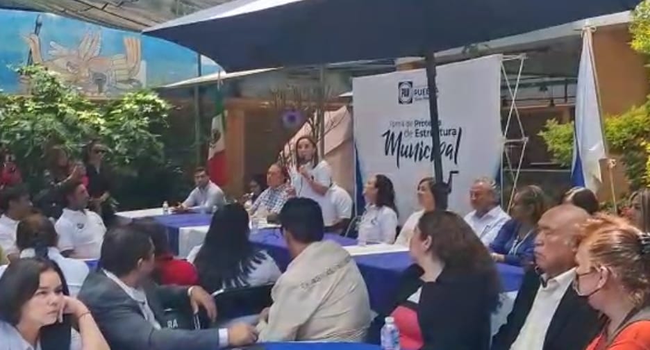 Por: Cortesía Lula Pineda Toman protesta estructura panista cholulteca