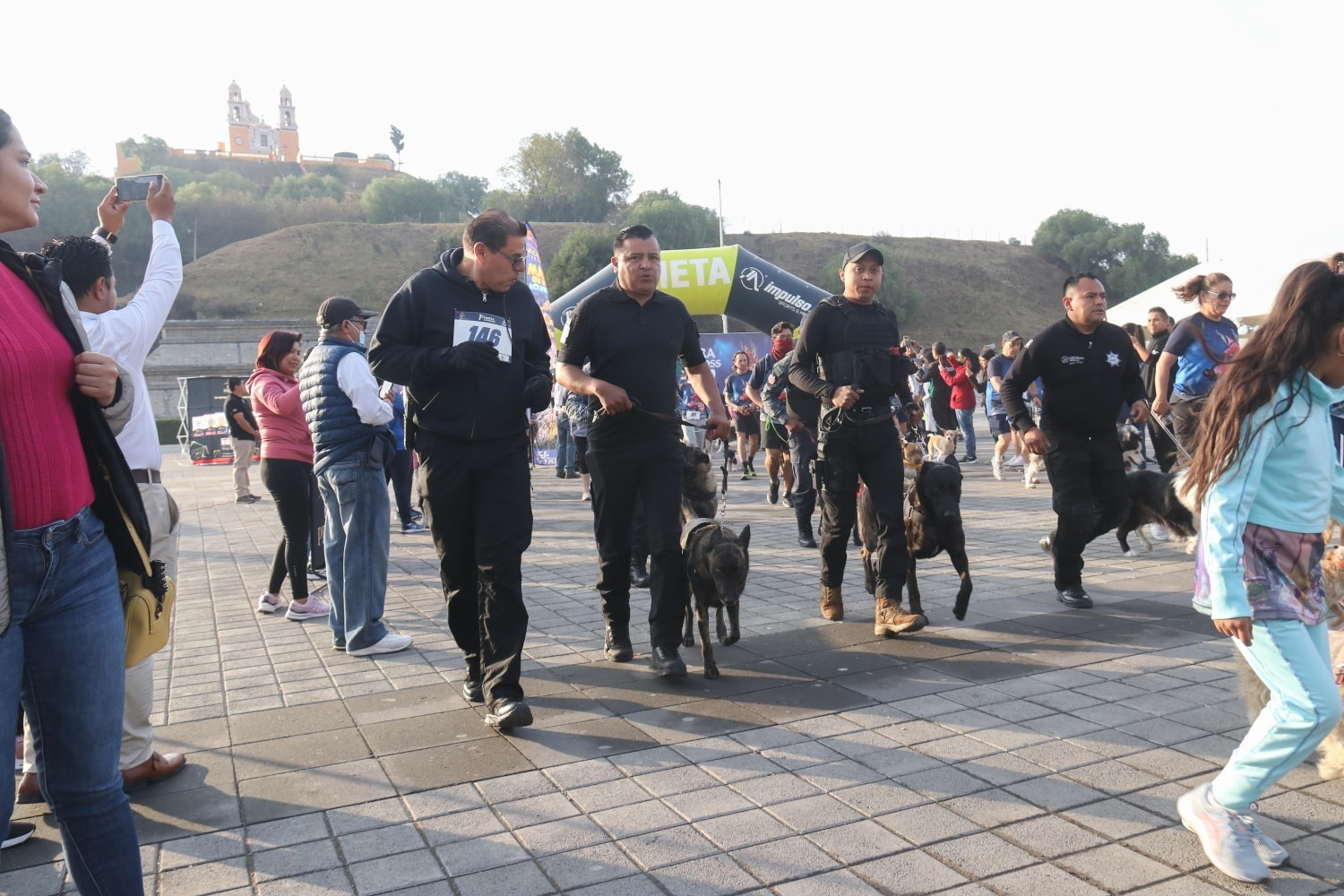 Por: Cortesía Lula Pineda Un éxito primera edición “Canicross 2023” efectuada en San Pedro Cholula