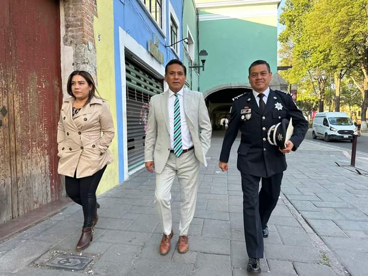 Por: Archivo  Cae aprobación de Jorge Corichi, se encuentra entre los 20 alcaldes peor evaluados del país  De nueva cuenta, la aprobación ciudadana del edil, Jorge Corichi Fragoso, se vio afectada durante los resultados de la Encuesta Nacional que la empresa Massive Caller realiza mensualmente, en esta ocasión posicionándose entre los 20 alcaldes peor evaluados del país.  Los resultados de la evaluación otorgan el lugar 103 de 121 ediles evaluados en todo el país, con el 31.4 por ciento de aprobación, es decir, tres de cada 10 habitantes respaldan la labor del funcionario.  Asimismo, cuatro alcaldes panistas ocupan los primeros lugares: Alejandra Gutiérrez Campos, Marco Antonio Bonilla Mendoza, Romina Contreras Carrasco y Luis Bernardo Nava, de León, Chihuahua, Huixquilucan, y Querétaro respectivamente con niveles de aprobación del 67.5 al 63.5 por ciento.  Asimismo, Corichi Fragoso es de los munícipes que inspiran menor confianza con el 14.4 por ciento de ciudadanos ocupando la posición 114.  Mientras que, en percepción de inseguridad, la gestión del edil lo ubicó el lugar 47 con el 33.2 por ciento a diferencia de Zacatecas, presidido por Jorge Miranda Castro y considerado por los ciudadanos como el municipio más inseguro..