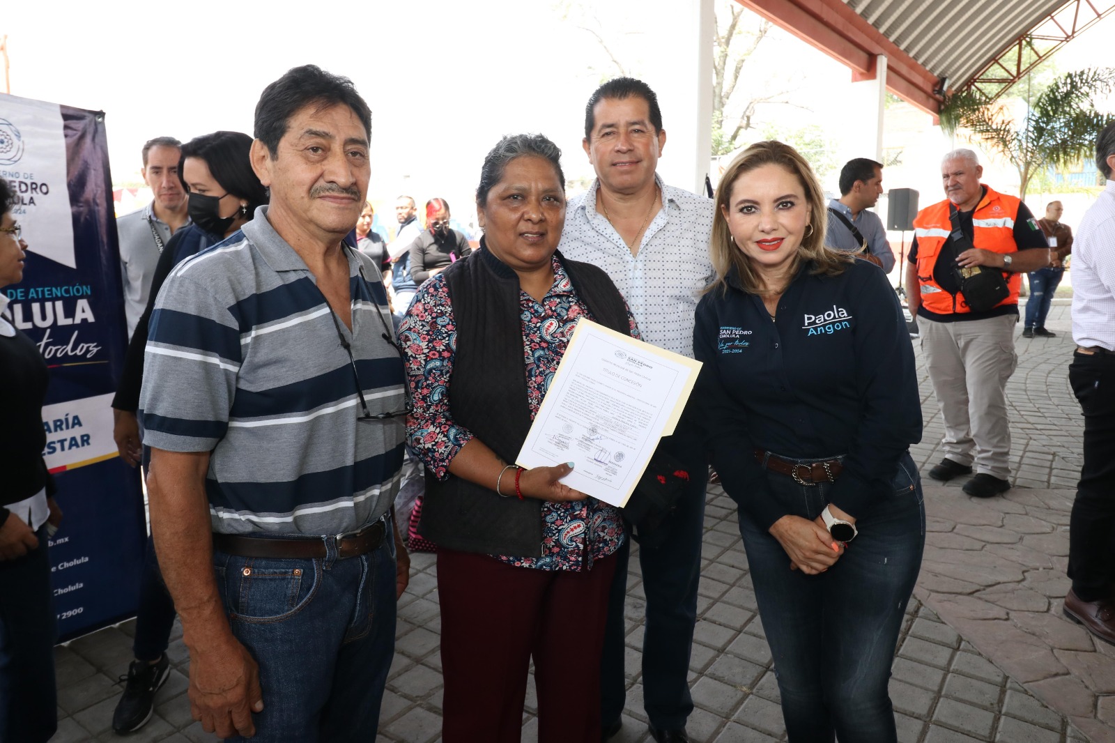 Paola Angon refrenda su compromiso con la ciudadanía, escuchando y atendiendo peticiones en Cocoyotla