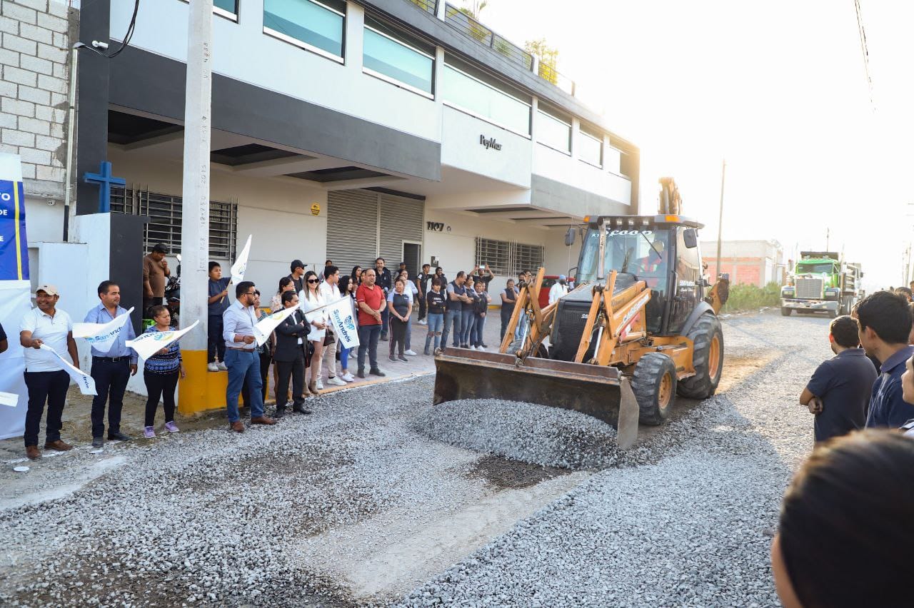 Comunicado oficial Arranca Mundo Tlatehui adoquinamiento en avenidas de San Bernardino Tlaxcalancingo