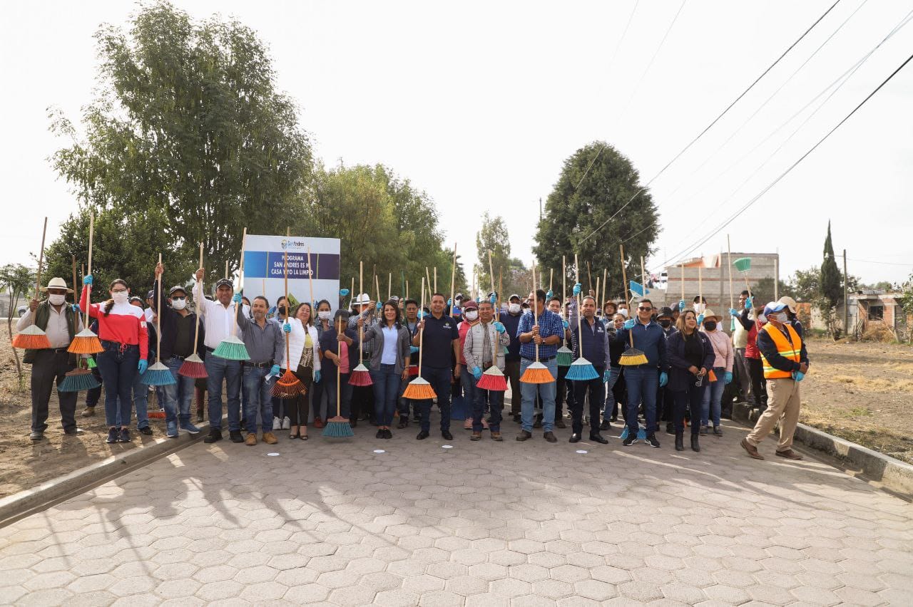 Fomenta Mundo Tlatehui el cuidado y mantenimiento de las calles en San Andrés Cholula