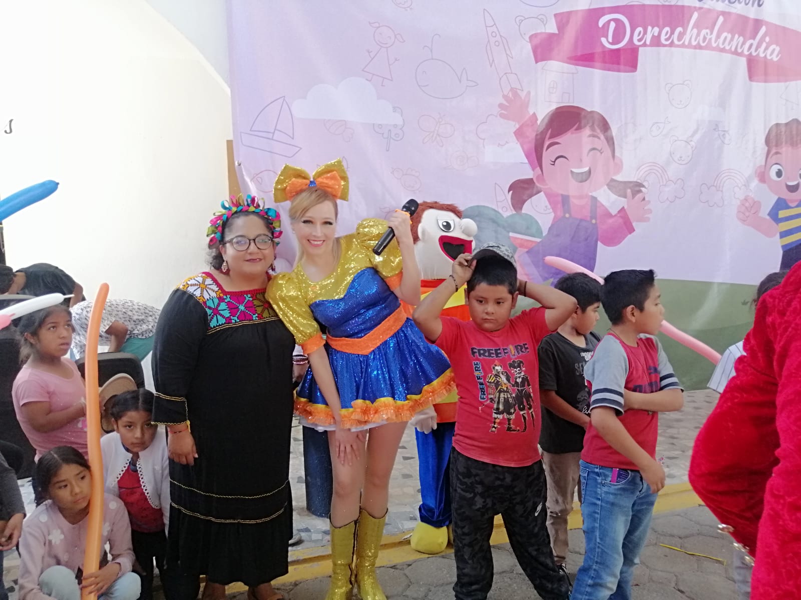 Derechos Humanos de San Pedro Cholula aporta conocimiento y felicidad a niñas y niños de Agustín Calvario