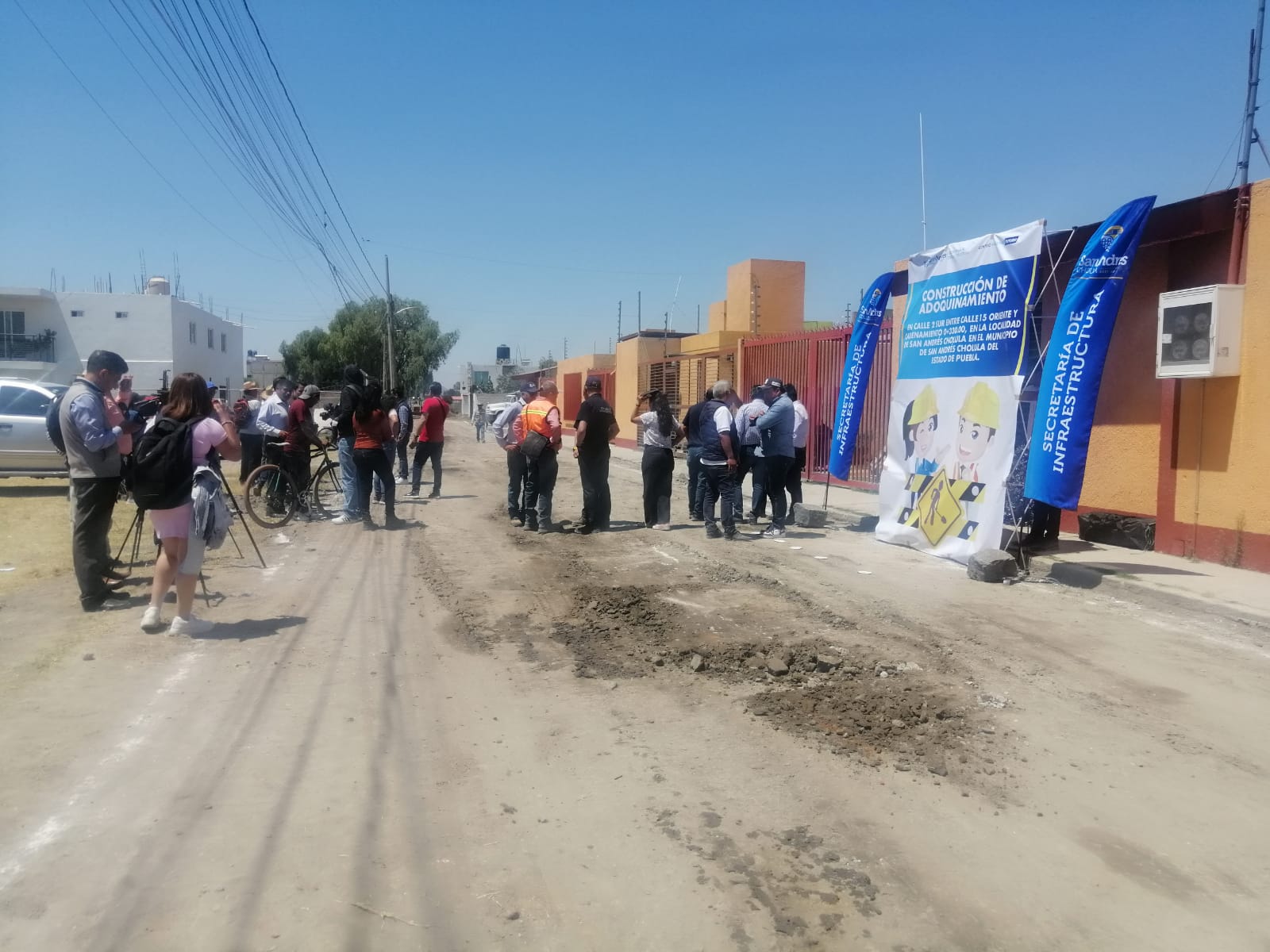 Por: Cortesía Lula Pineda Con inversión millonaria hoy inicia pavimentación de calles de cabecera municipal de San Andrés Cholula