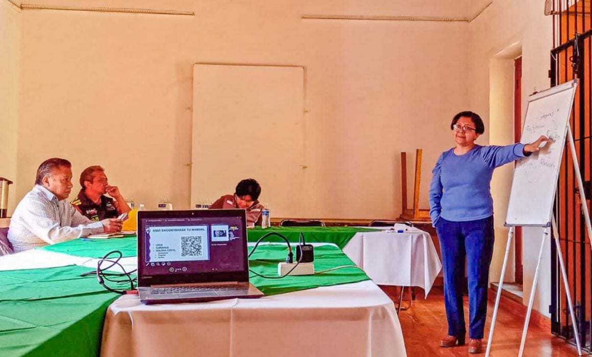 Invita gobierno de Huamantla a prestadores de servicios a certificarse