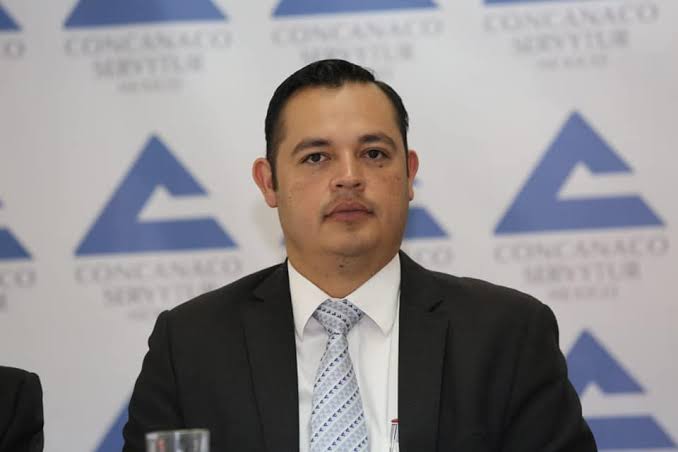 Celebra CANACO-SERVYTUR suspensión de ley antitabaco