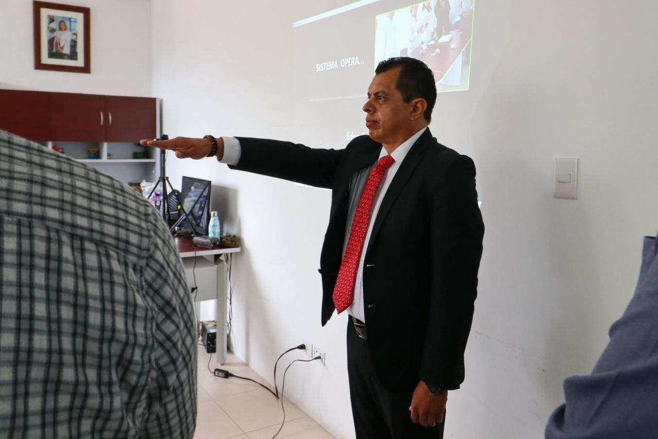 Asume Miguel Vega la dirección general del Sosapach