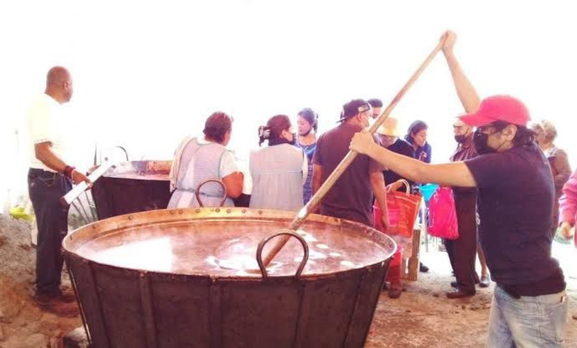 Este martes, Primer Festival de mole prieto en la Feria Chiautempan 2023