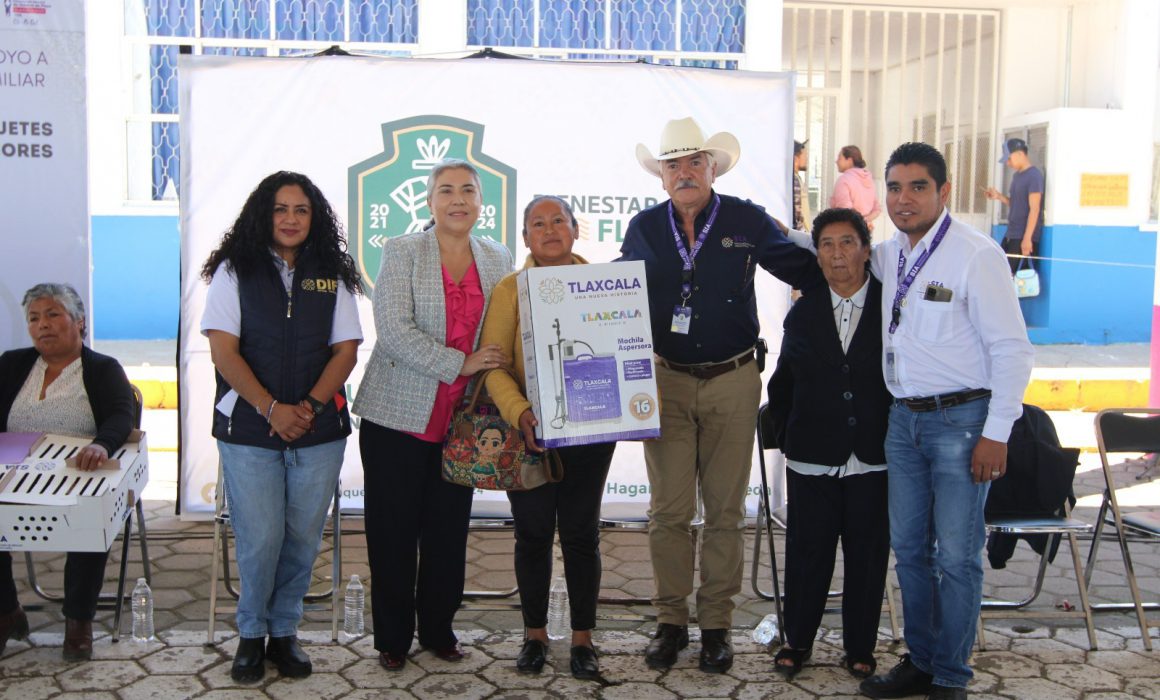 Entrega SIA paquetes de especies menores a población vulnerable