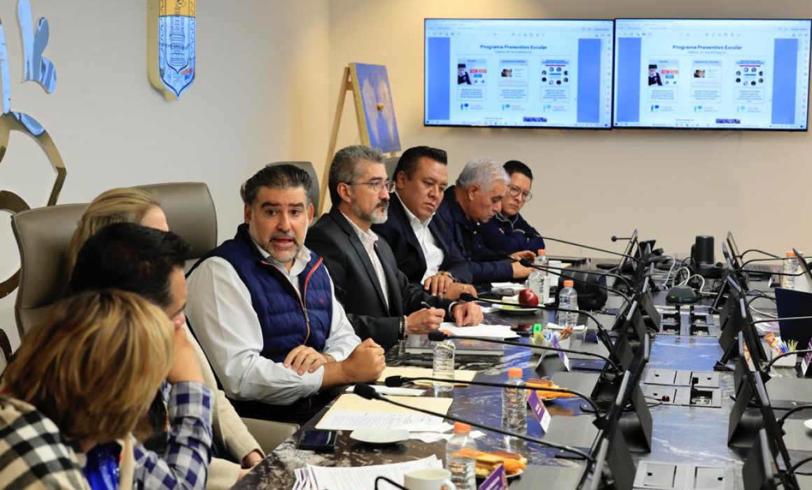 Presentan programa preventivo para evitar deserción escolar