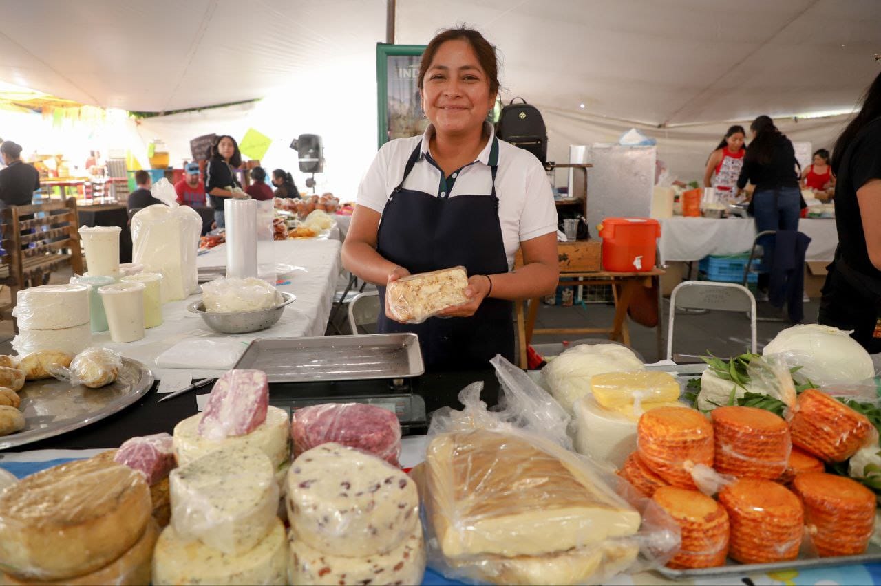 Inaugura Mundo Tlatehui la edición 22 de la Feria del Queso 2023 de Santa María Tonantzintla