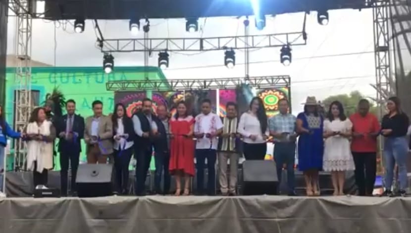 Edmundo Tlatehui corta listón inaugural de la “Feria del Queso de Santa María Tonantzintla 2023”