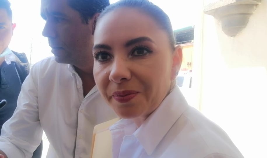 Por: Cortesía Lula Pineda Administración actual no ha otorgado permiso alguno de construcción en cerro Zapotecas: Paola Angon