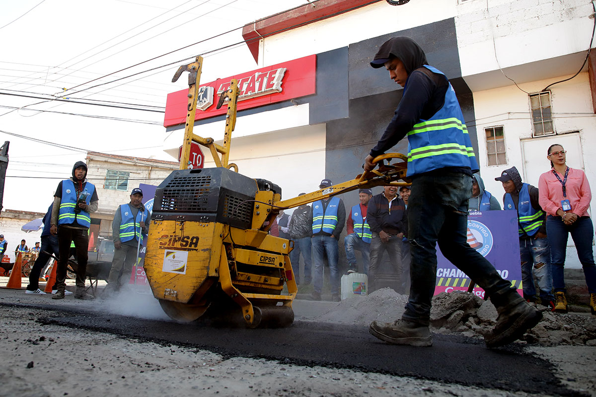 Por: Cortesía Ayuntamiento de Puebla reduce solicitudes de bacheo al tapar 160 mil baches en el municipio y anuncia rehabilitación de tres puentes