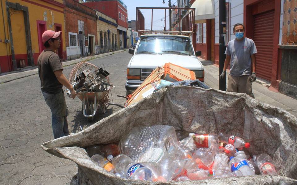 Por: Cortesía Ayuntamiento de Puebla reconoce a 1,600 recicladores y busca dignificar su labor
