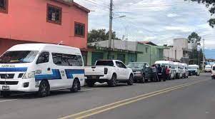 Por: Cortesía Transportistas de Tlaxcala se lanzan contra Flecha Azul por irregularidades