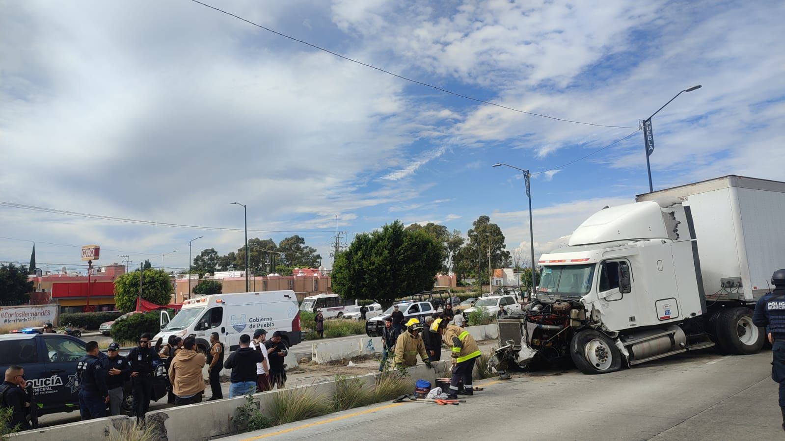 Secretaría de Seguridad Pública de Cuautlancingo detiene a presuntos asaltantes de tráiler 